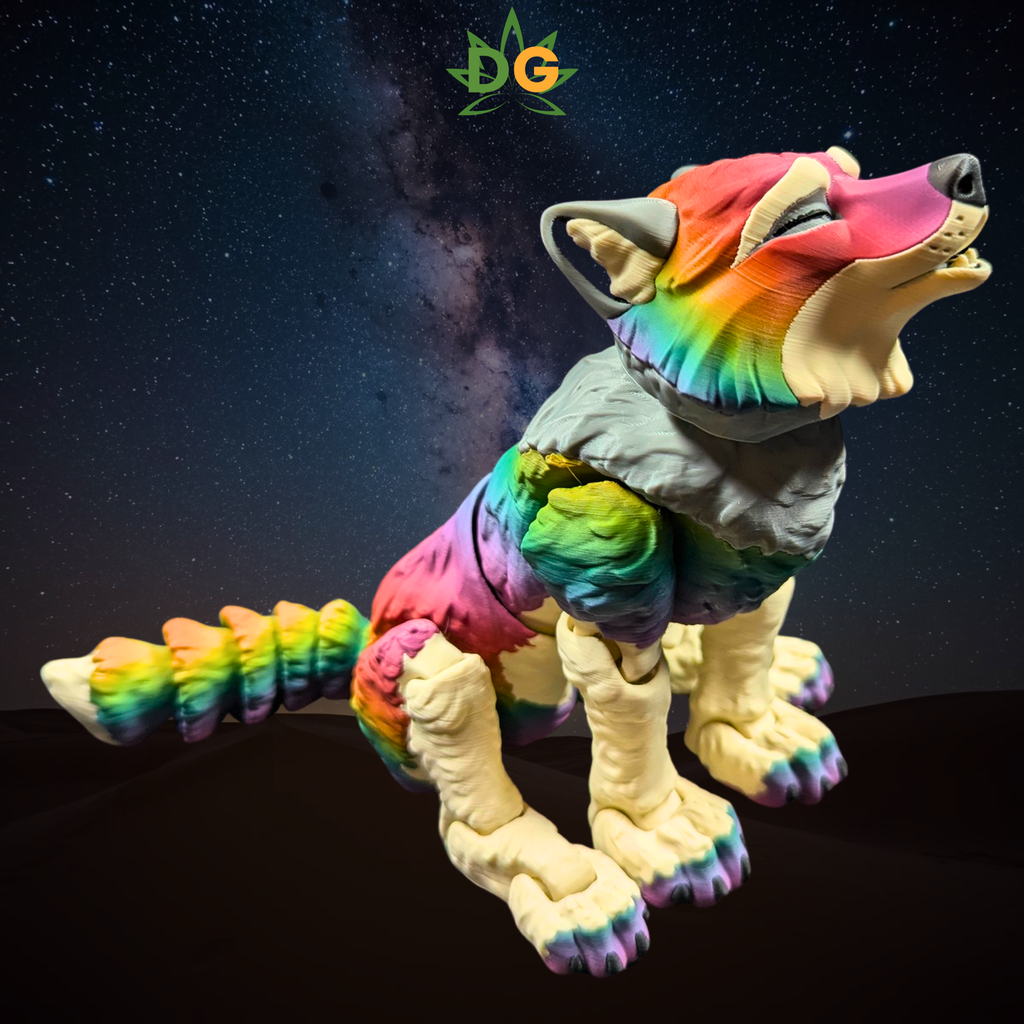 Color Shift Wolf Figurine - Articulated Animal Desk Pet 3D Printed