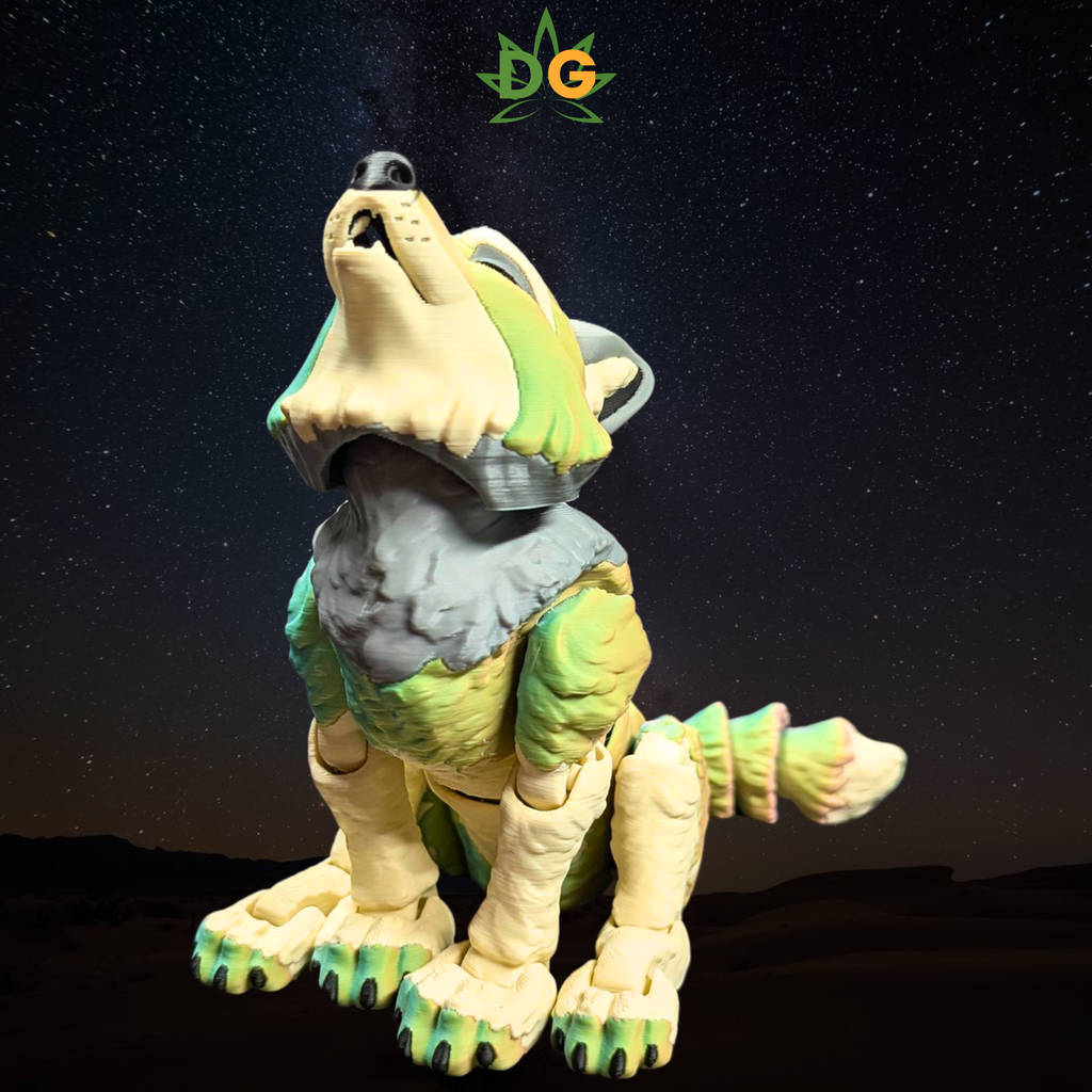 Color Shift Wolf Figurine - Articulated Animal Desk Pet 3D Printed
