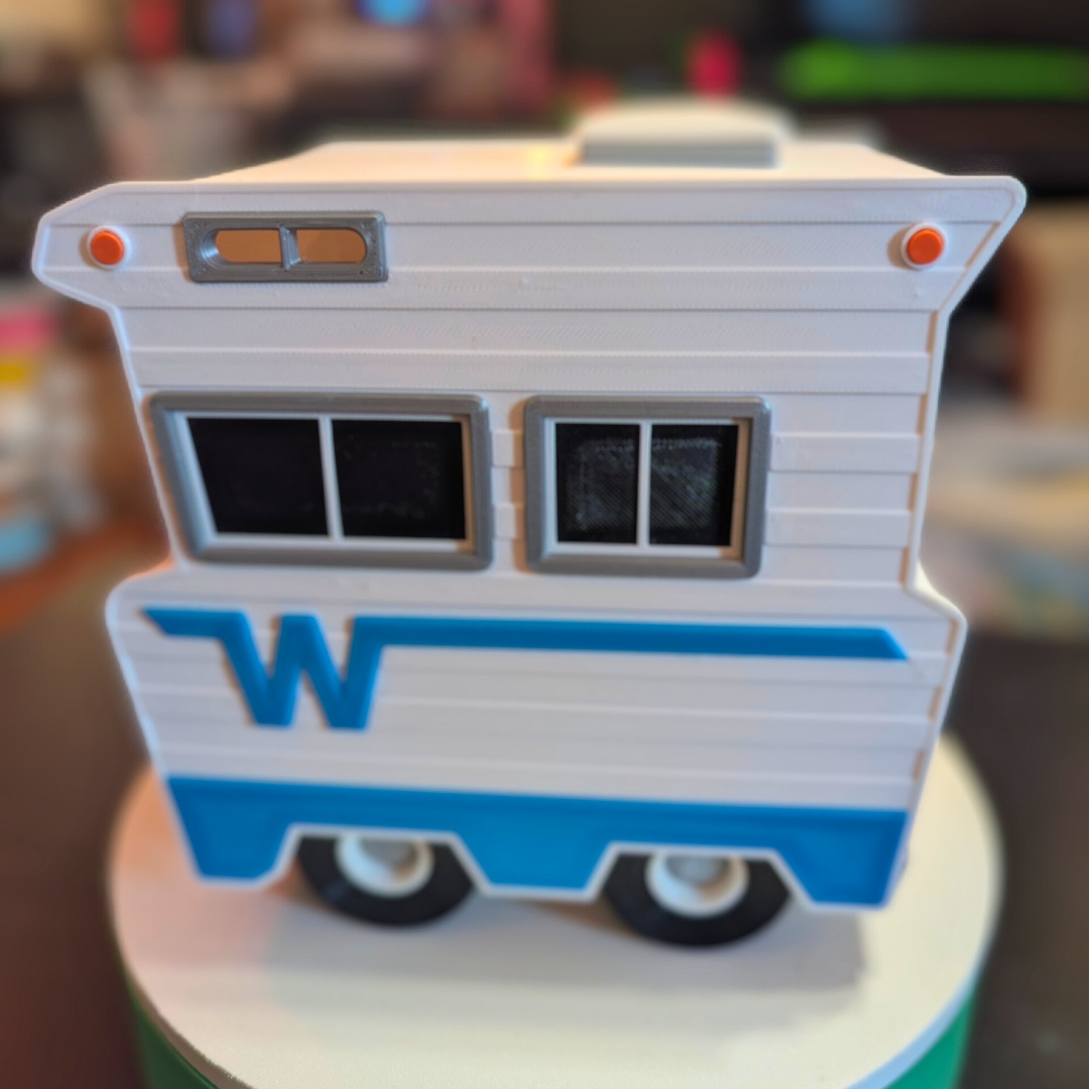 Roam Sweet Home: The Winnebago RV Birdhouse