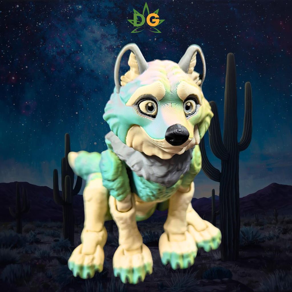 Color Shift Wolf Figurine - Articulated Animal Desk Pet 3D Printed